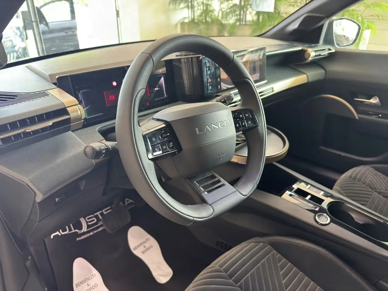 Lancia Ypsilon 2025 — фото 11