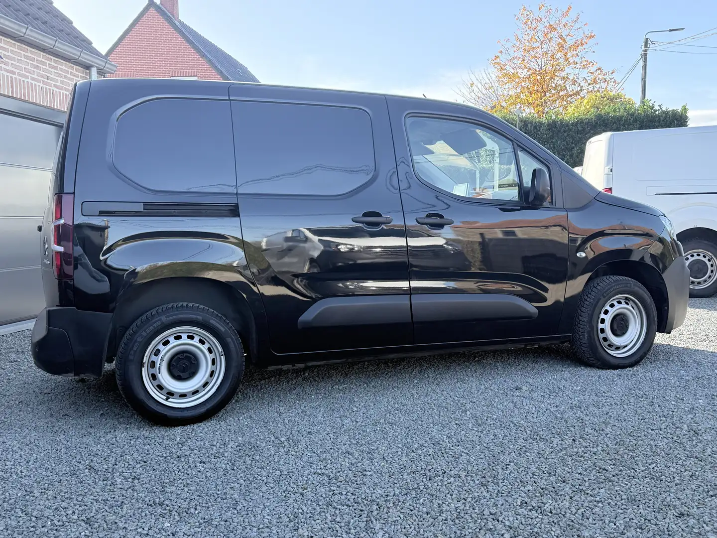 Citroen Berlingo 1.5 HDI Zwart - 2