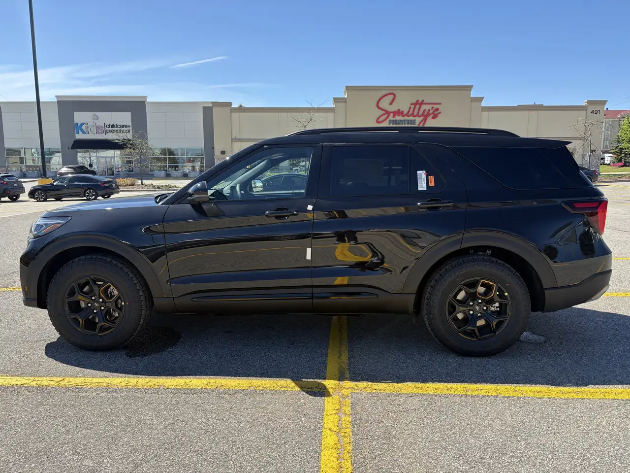 Ford Explorer снимка Ford Explorer