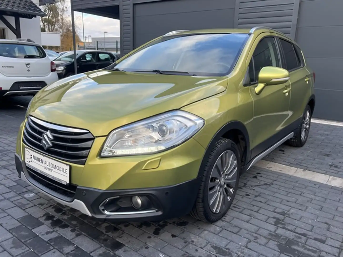 Suzuki SX4 S-Cross Comfort 4x4 +Leder+Navi+LED+RFK+1.Hand+ Jaune - 1