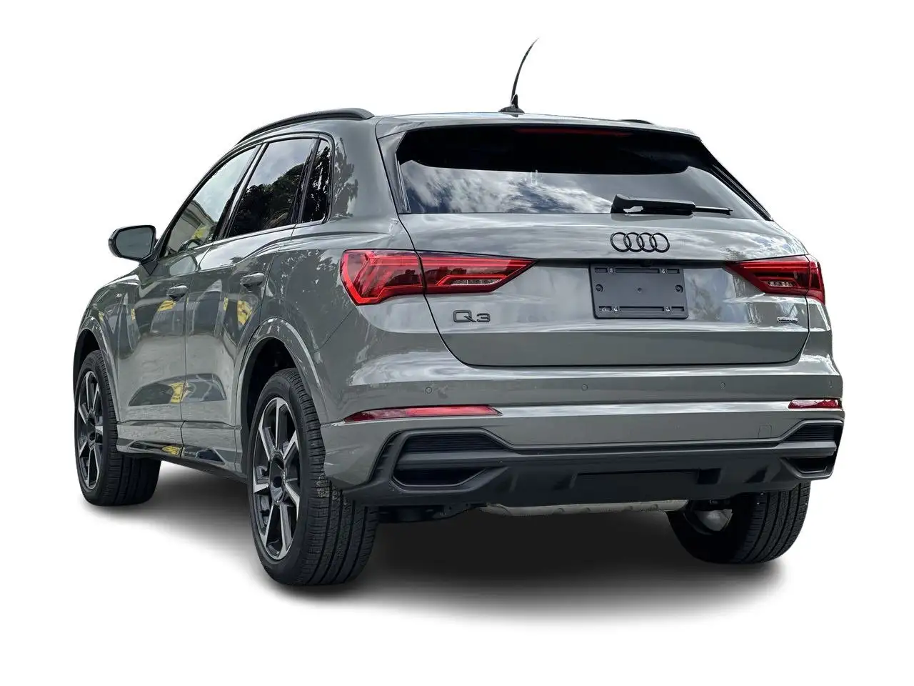 Audi Q3 photo Audi Q3