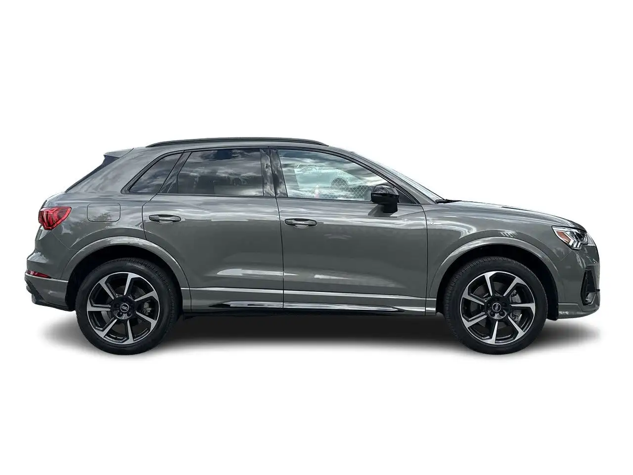 Audi Q3 photo Audi Q3