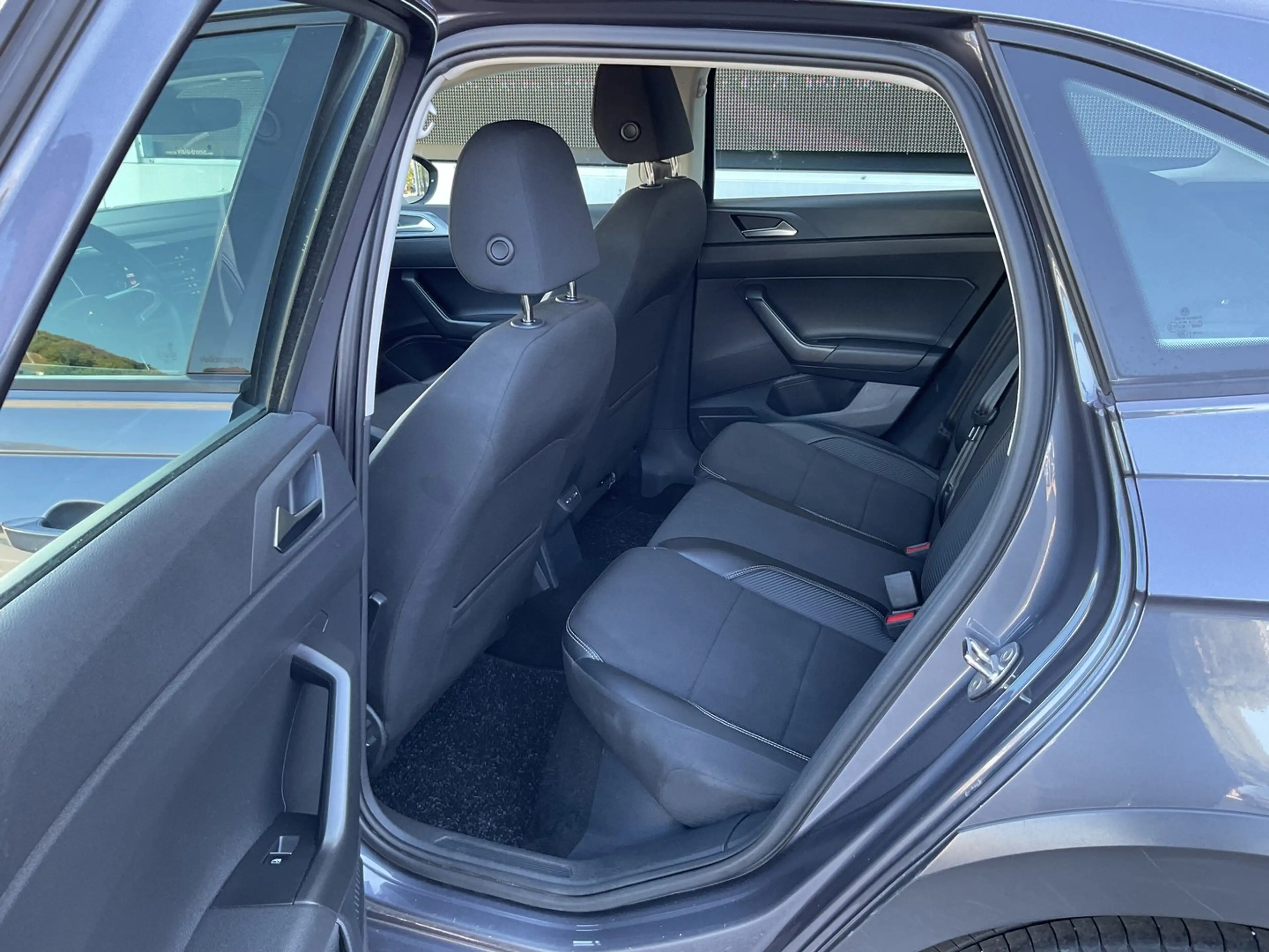 Volkswagen Taigo Style TSI DSG — photo 9