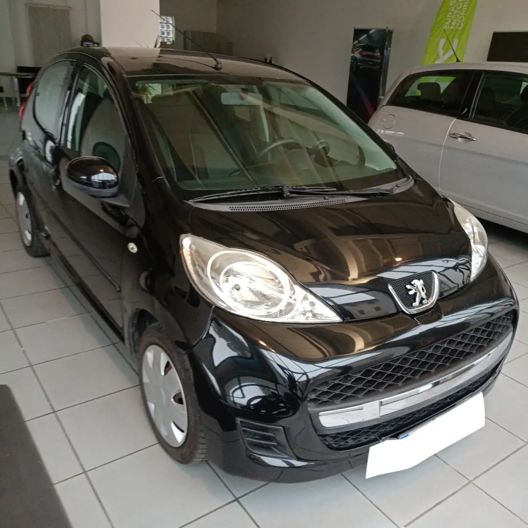 Peugeot 107 107 1.0 12v Access (desir) 5p FL Nero - 1