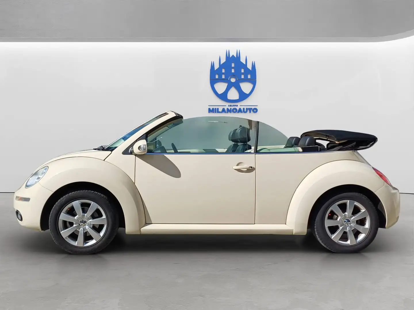 Volkswagen New Beetle CABRIO 1.6 FL 102CV UNICO PROPRIETARIO ONLY PROMO Beige - 2