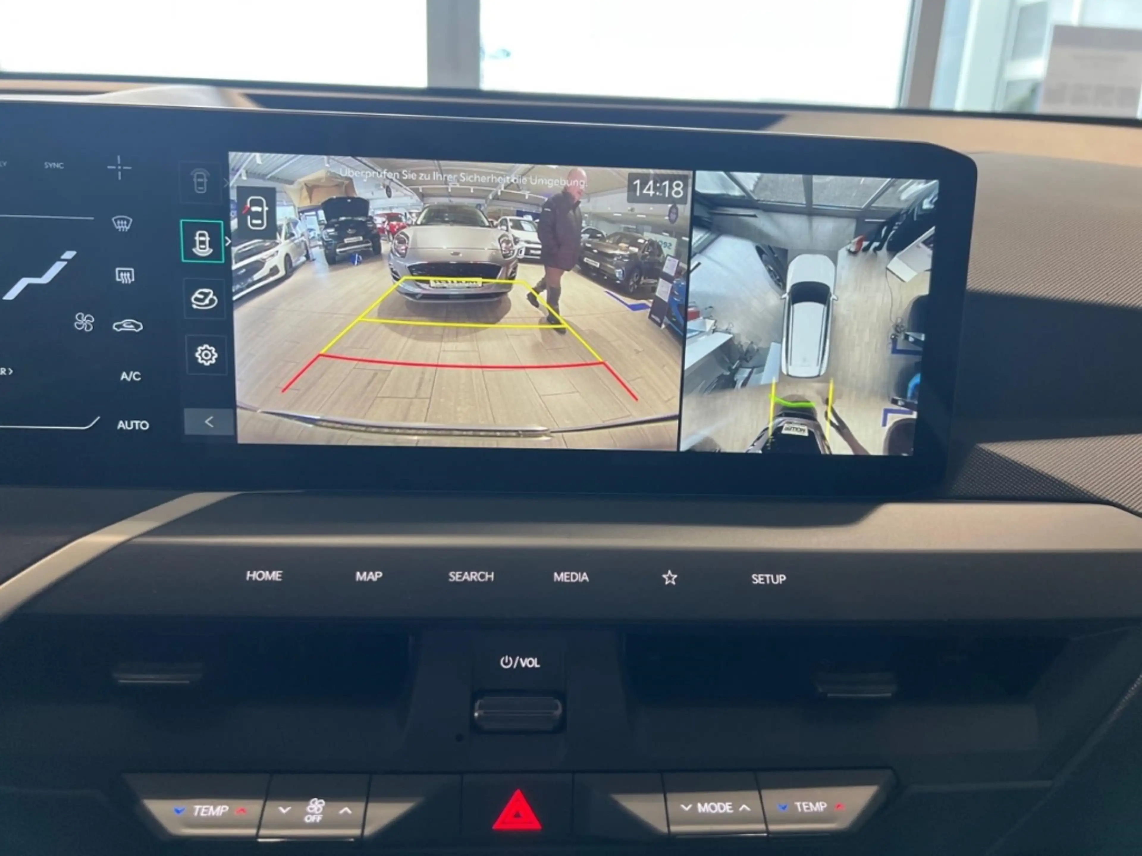 Kia EV5 GT-Line Glasdach Drive 81,4-kWh ACC Massage Head-U — photo 14