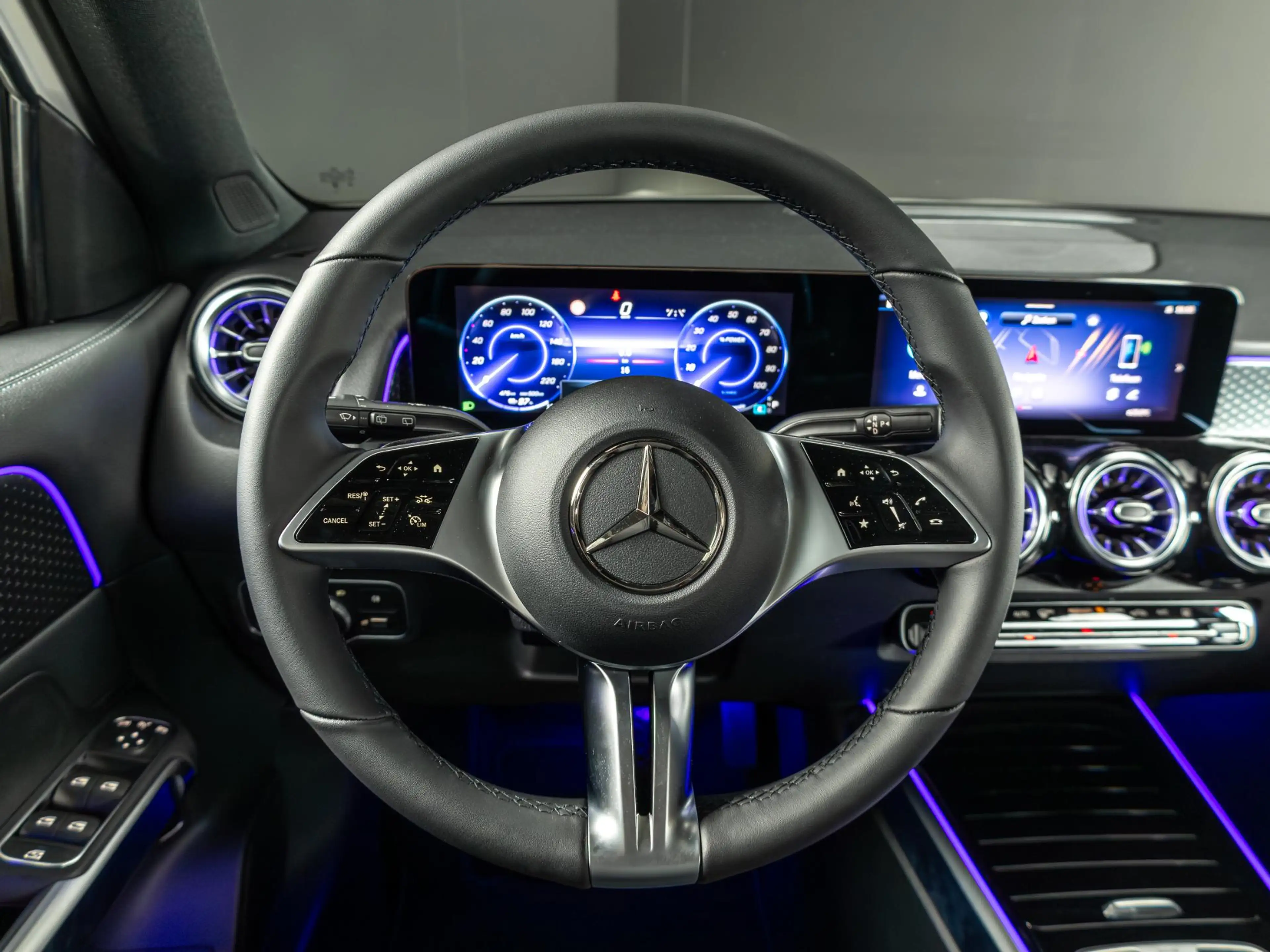 Mercedes-Benz EQB 250 250+ Business Solution 7p. 71 kWh | Panorama dak — photo 13