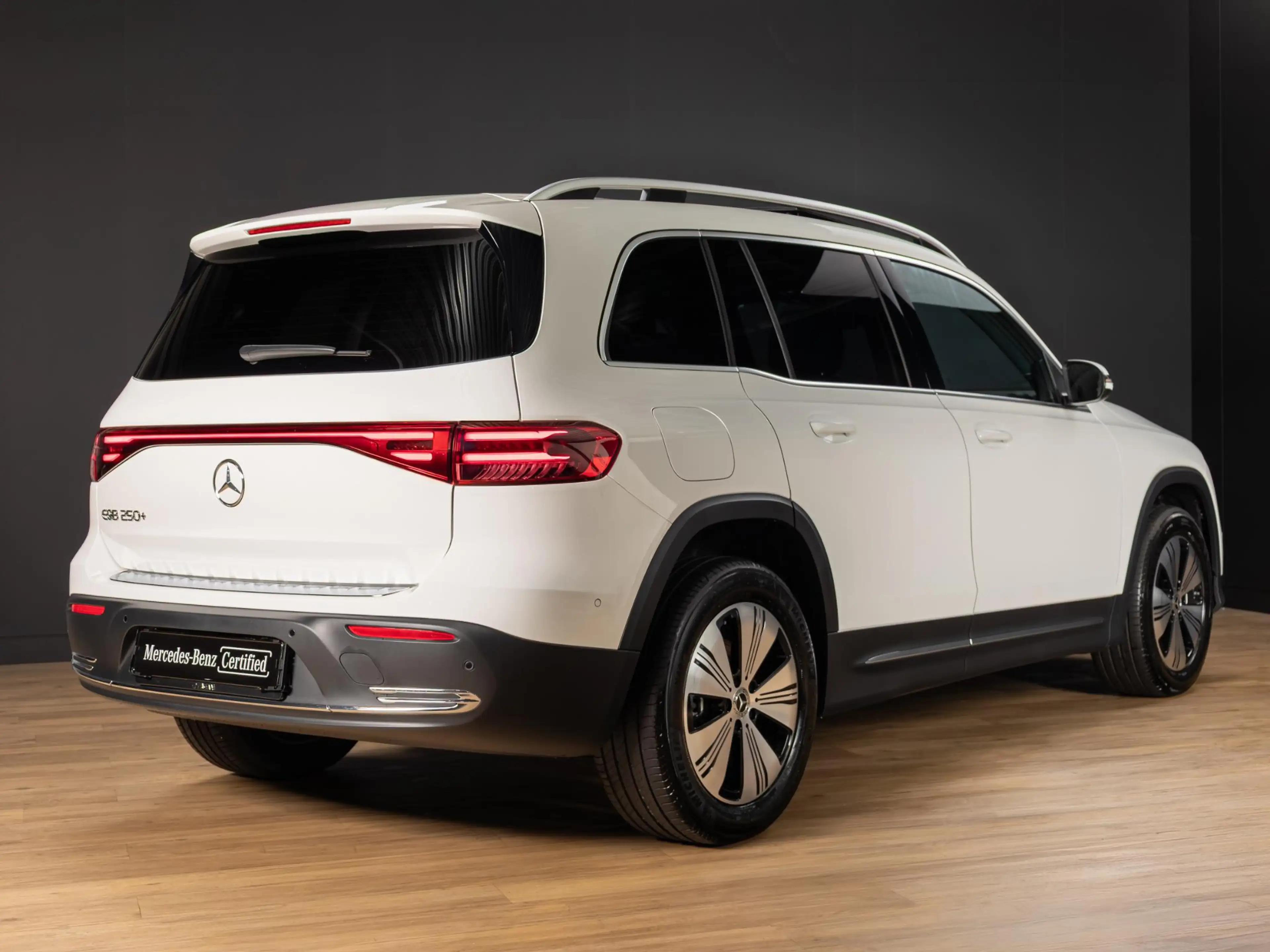 Mercedes-Benz EQB 250 250+ Business Solution 7p. 71 kWh | Panorama dak — photo 2