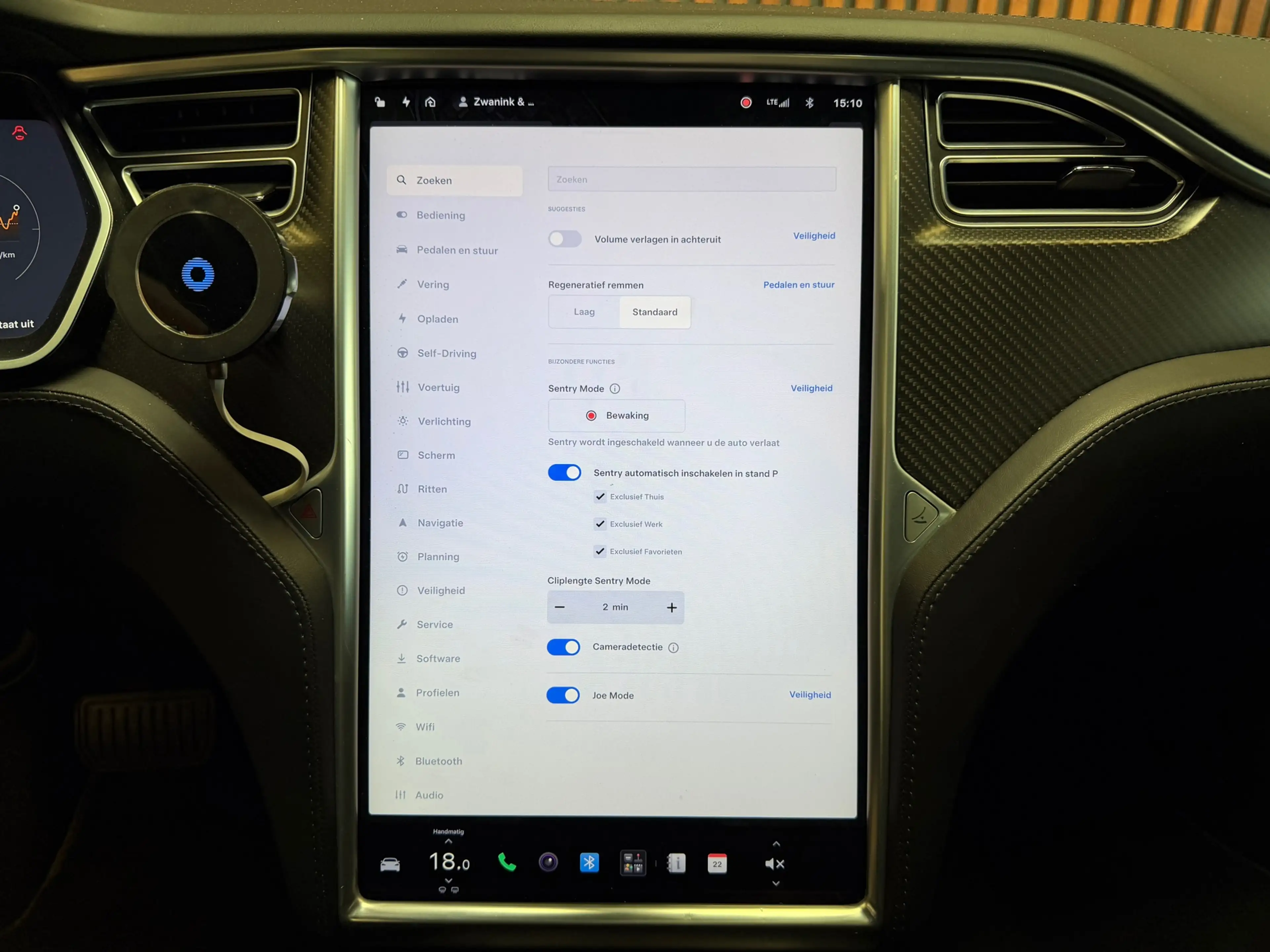Tesla Model S 75D Base — photo 13