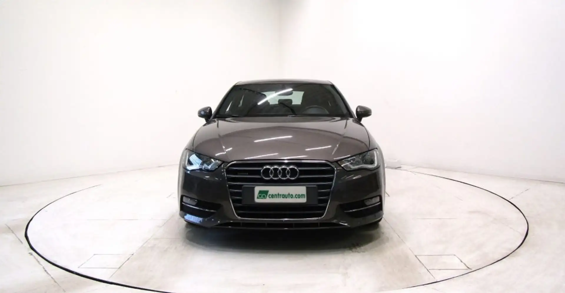 Audi A3 2.0 TDI quattro Manuale S line 3p Brun - 2