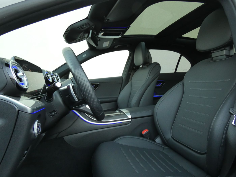 Mercedes-Benz C 220 d 4M AMG +HUD+360°+DigiLight+Pano+Fahrassist — photo 12