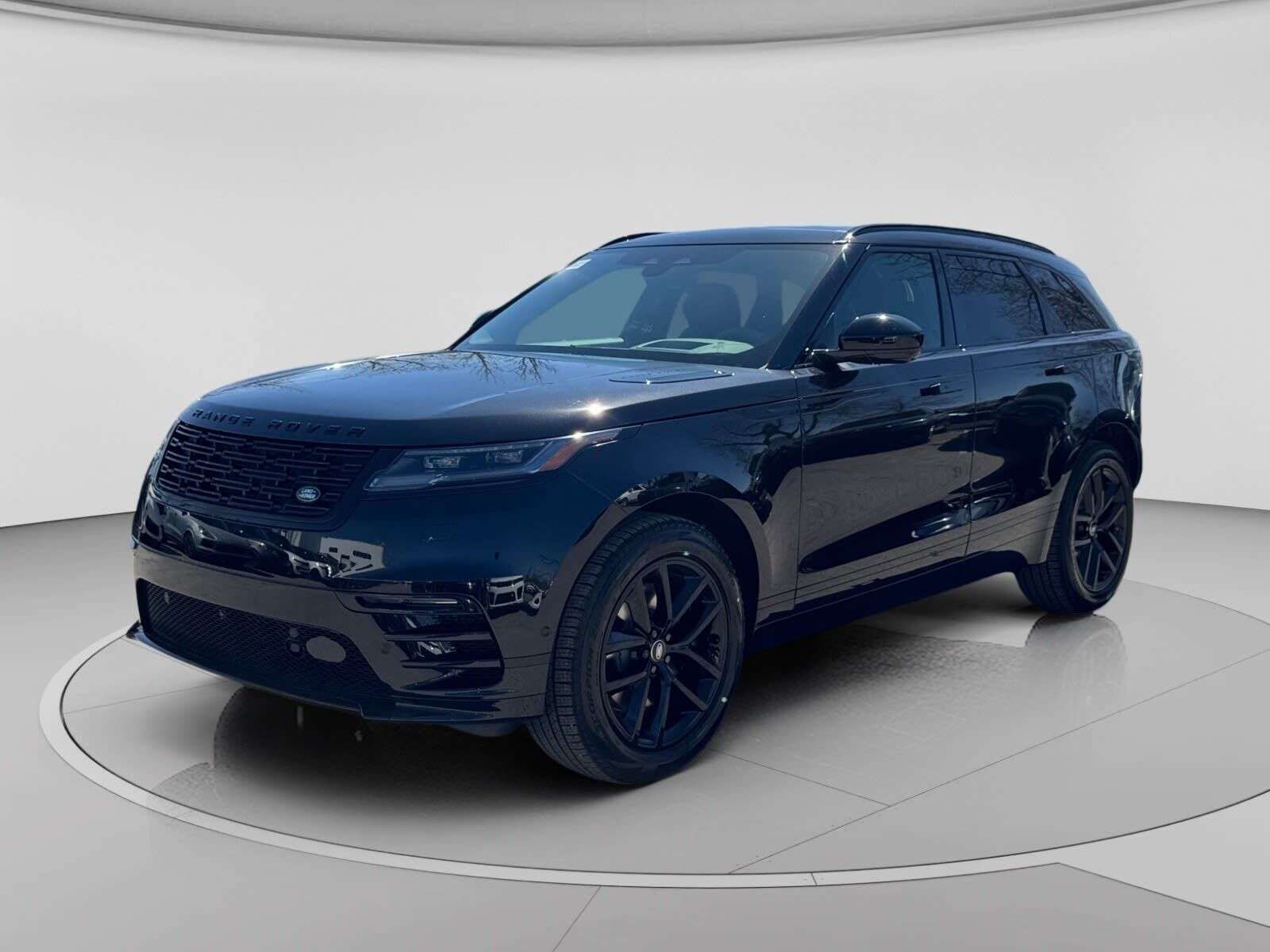 2026 Land Rover Range Rover Velar P250 Dynamic SE - $15,371 IN DEMO SAVINGS!