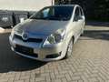 Toyota Corolla Verso 2.2 D-4D Team / Klima / Euro 4 / 7 Sitze Grau - thumbnail 1