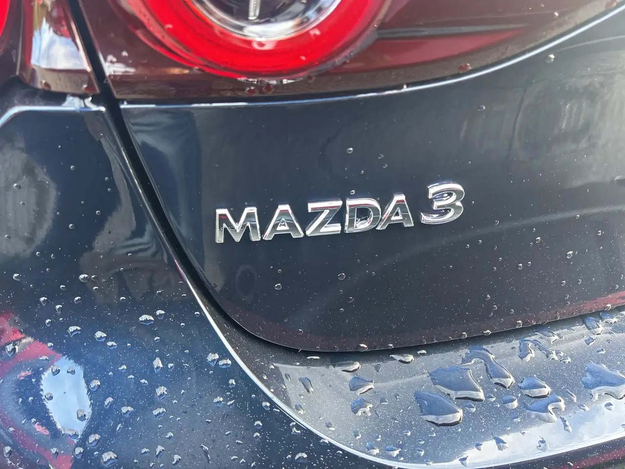 Mazda 3 снимка Mazda 3