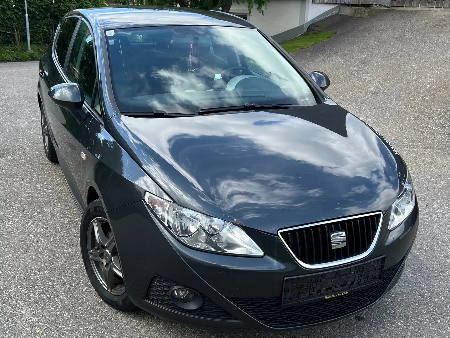 SEAT Ibiza Ibiza Reference 1,9 TDI DPF Reference Schwarz - 1