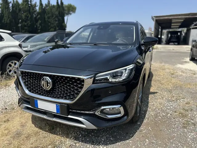 MG HS 1.5 T Luxury