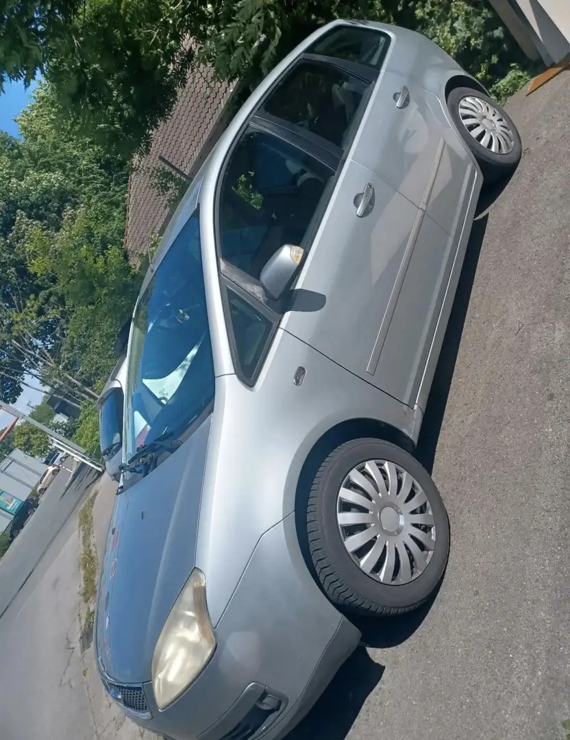 Ford C-Max Gris - 1