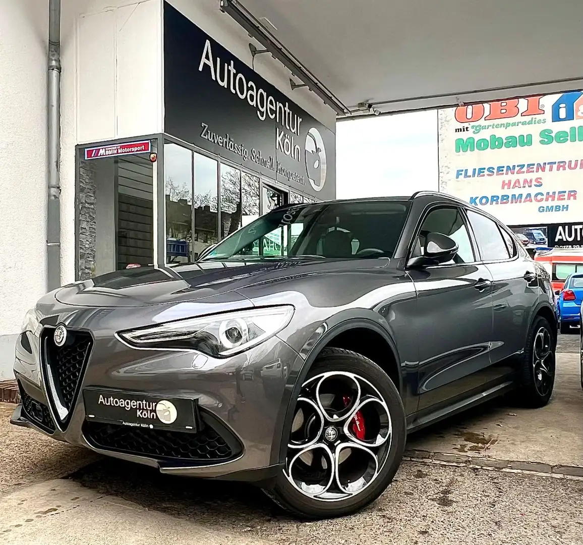 Alfa Romeo Stelvio B-Tech Q4 *SHZ*CARPLAY*1-J GAR* Gris - 1