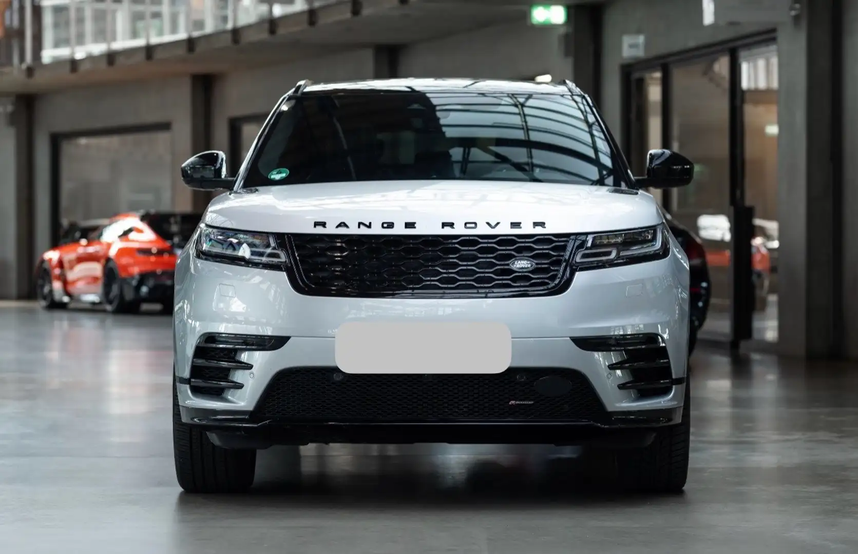 Land Rover Range Rover Velar R-Dynamic SE Grau - 1