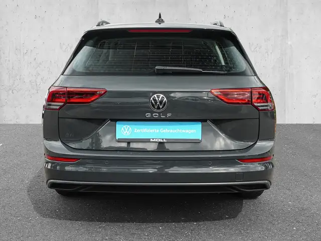 Volkswagen Golf view 6