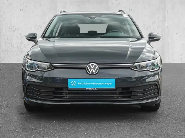 Volkswagen Golf view 3