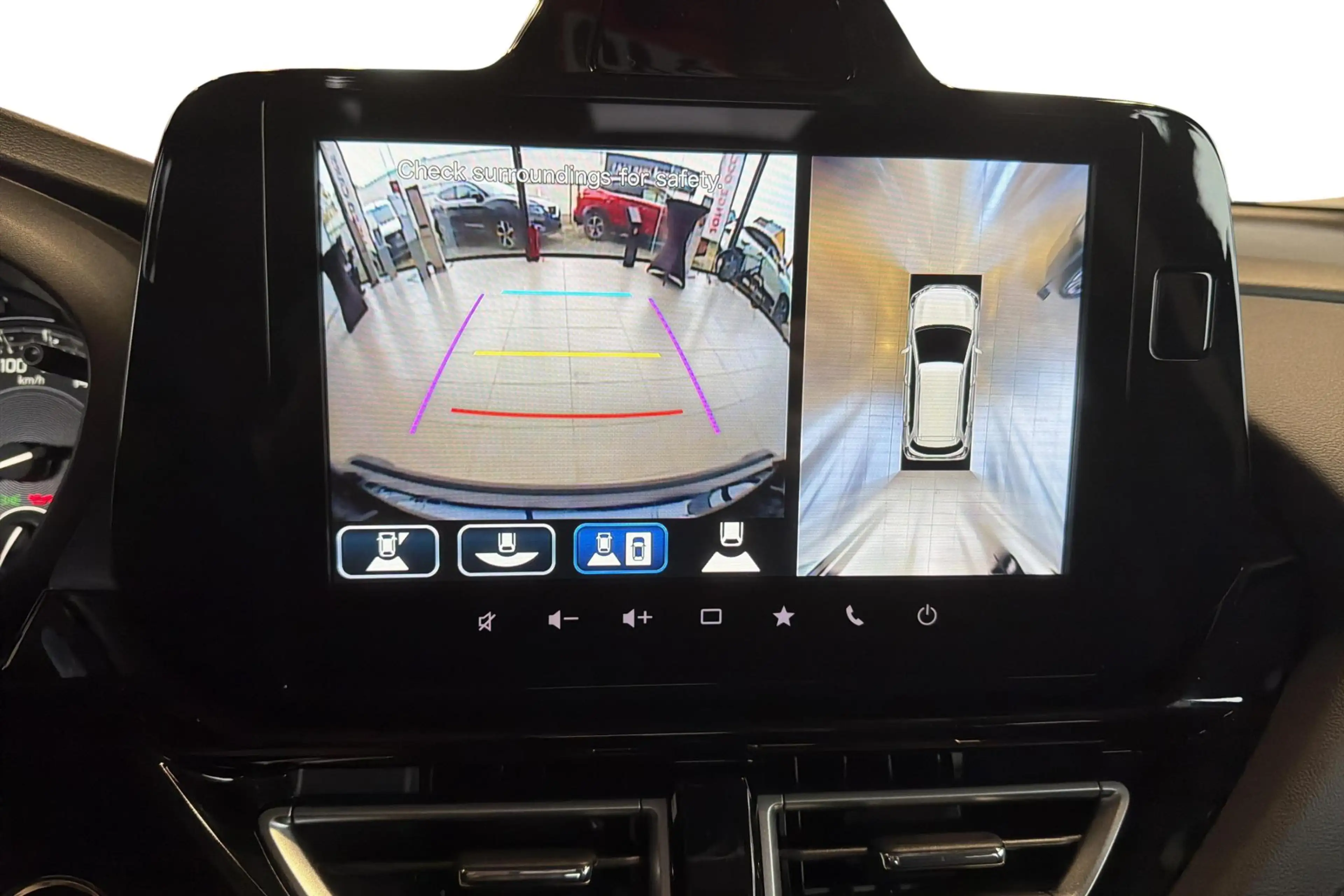 Suzuki S-Cross GLX TSUKI-limited edition-Pano-360cam-GPS-Carplay — photo 15