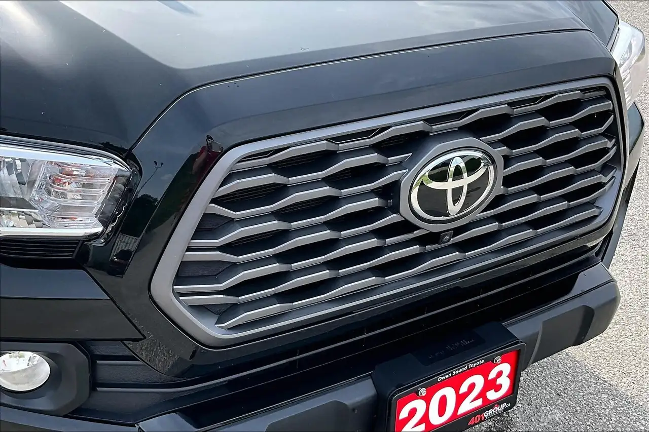 Toyota Tacoma photo Toyota Tacoma