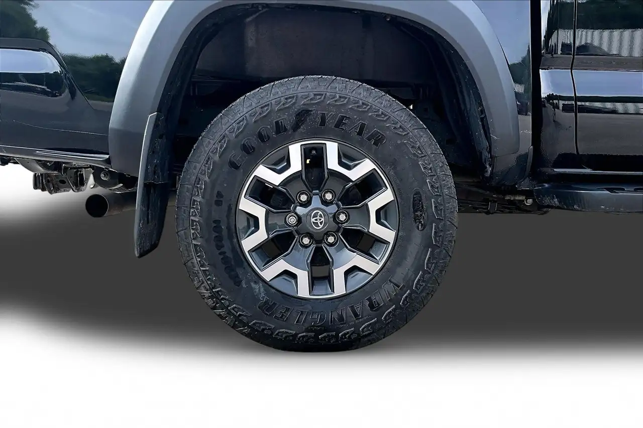Toyota Tacoma photo Toyota Tacoma