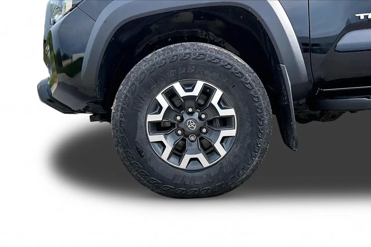 Toyota Tacoma photo Toyota Tacoma