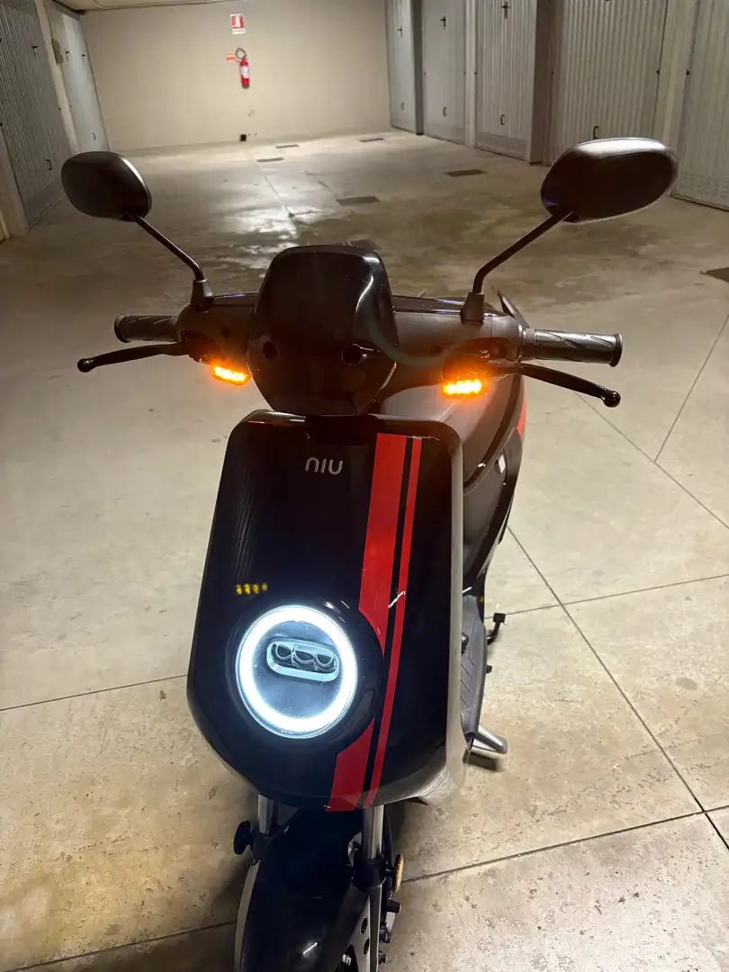 Niu MQi Noir - 2