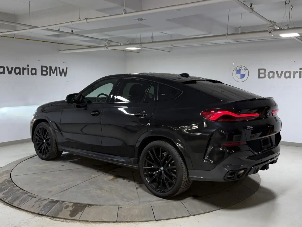 BMW X6 снимка BMW X6