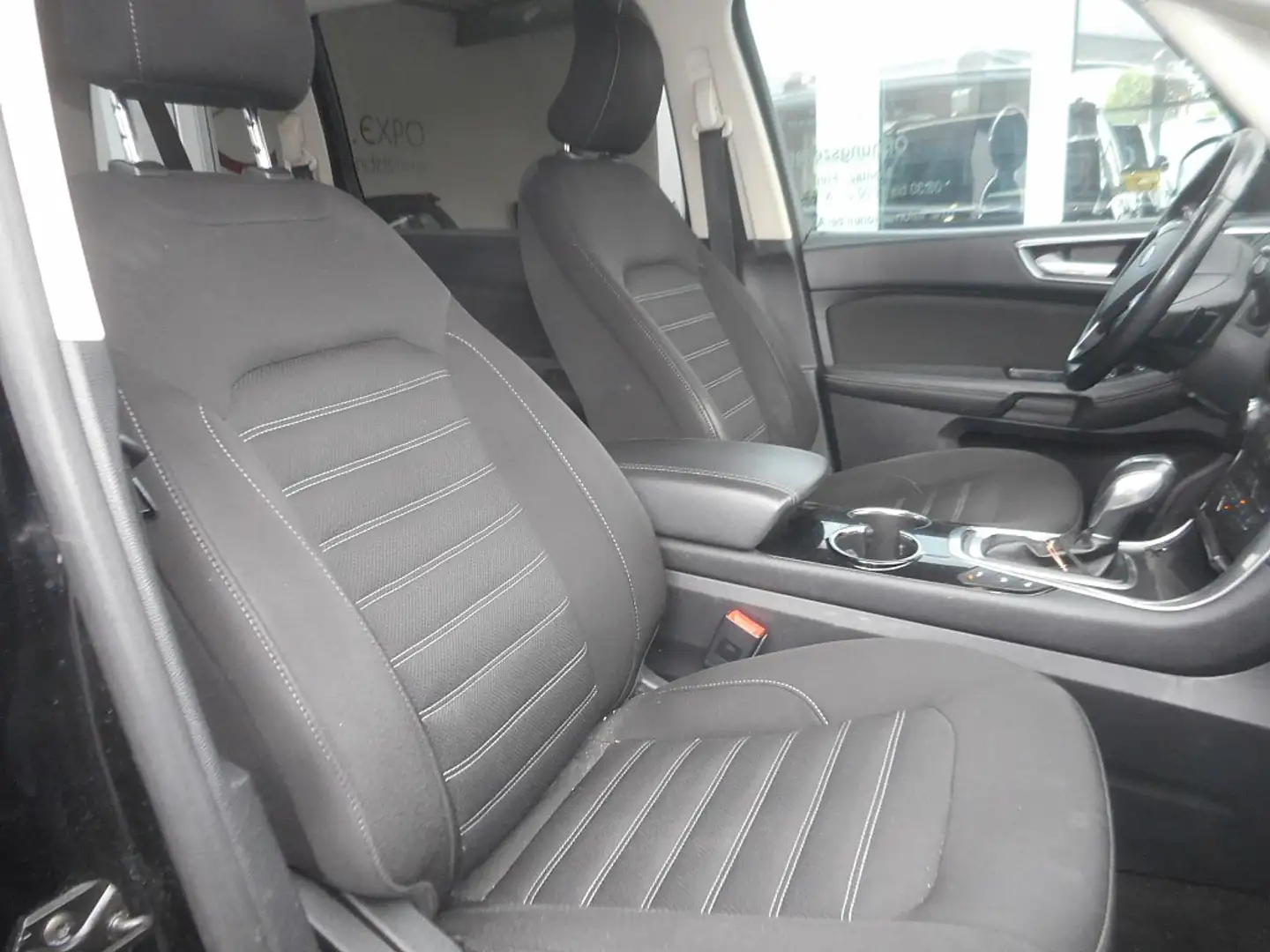 Ford Galaxy 2,0 TDCi AWD Titanium Start/Stop Powershift Schwarz - 2