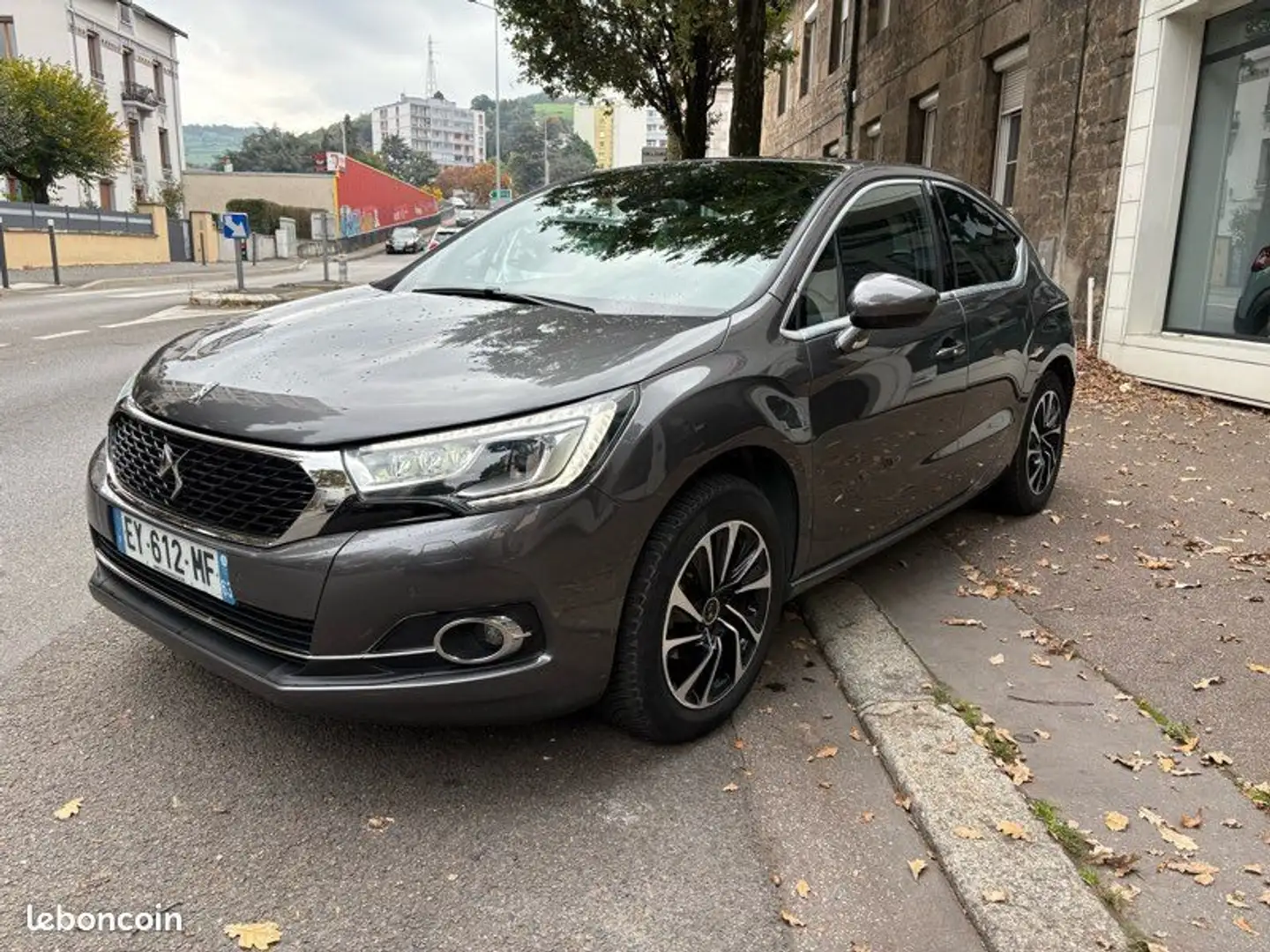 DS Automobiles DS 4 Ds4 Sport Chic 1.2 puretech 130 cv 12-2016 76000 kms Grijs - 2