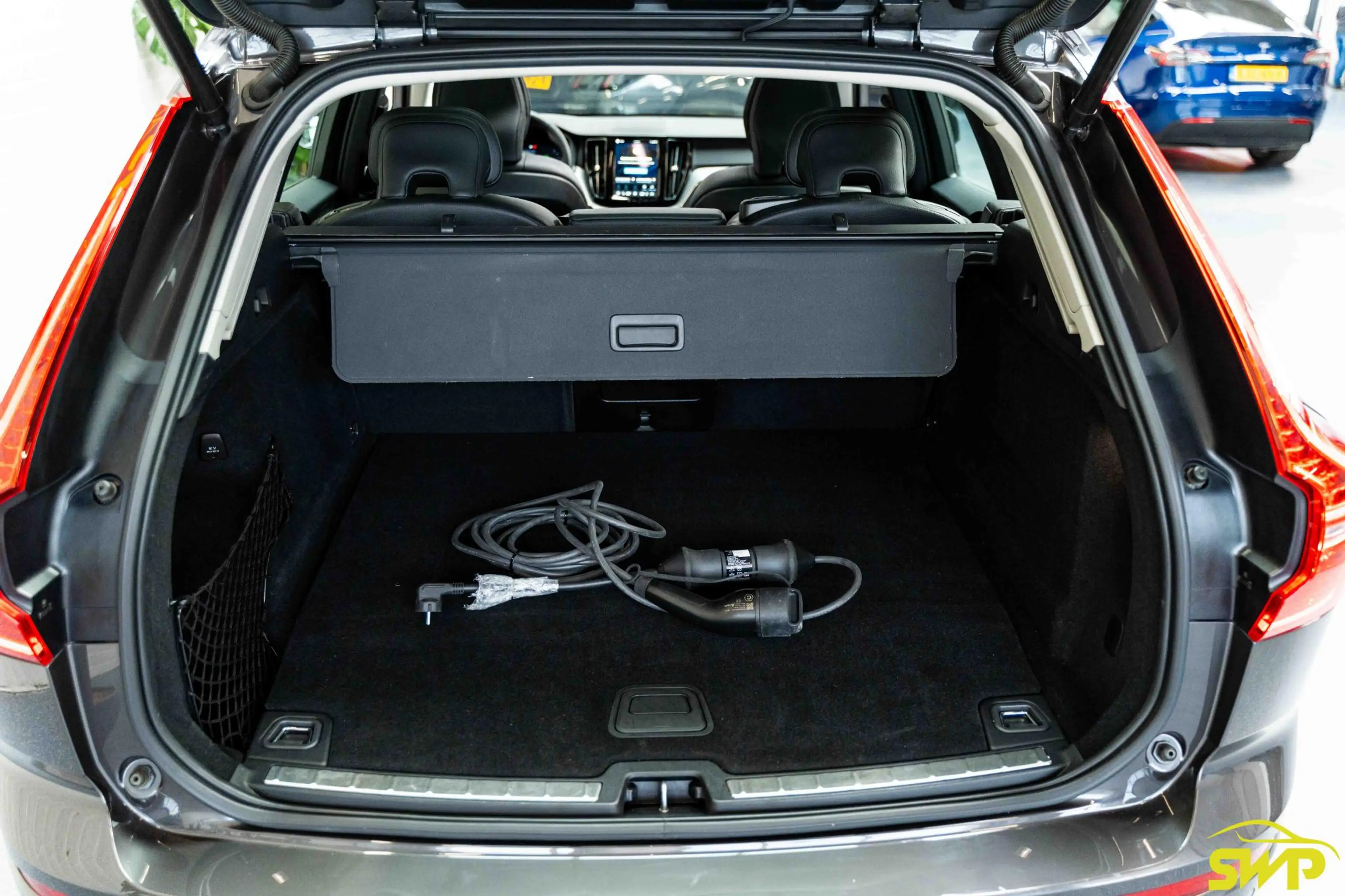 Volvo XC60 2.0 T6 Plug-in hybrid AWD Plus Bright Long range | — photo 10
