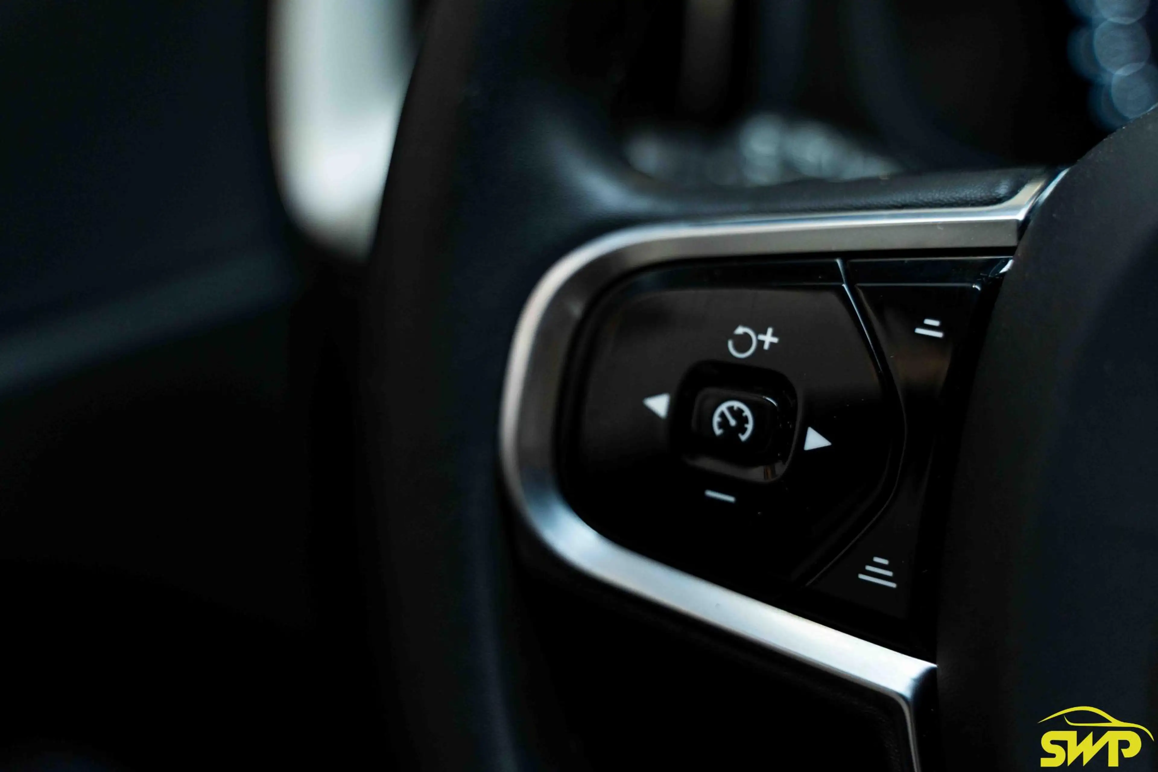Volvo XC60 2.0 T6 Plug-in hybrid AWD Plus Bright Long range | — photo 14