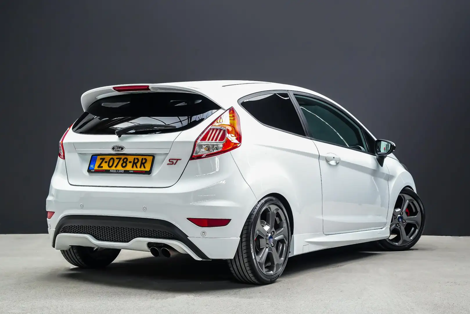 Ford Fiesta ST-2 1.6 182pk STYLE PACK |verlagingsveren|navigat Wit - 2