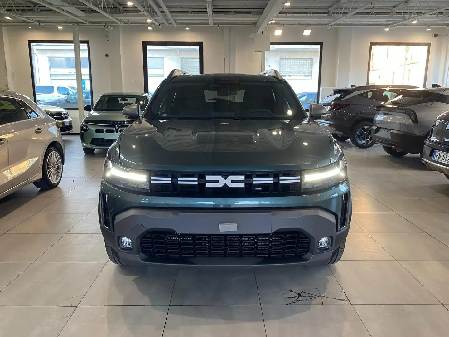 Dacia Duster NUOVO DUSTER 1.2 Journey Gpl 4x2 120cv Grün - 2