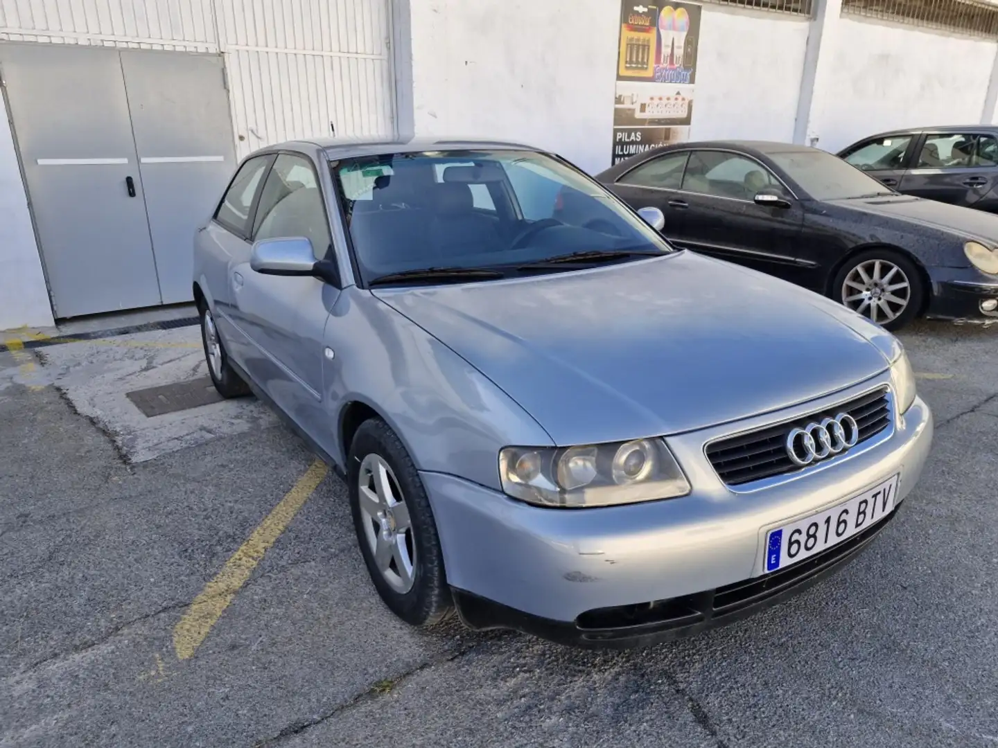 Audi A3 1.9TDI Ambiente Zilver - 1
