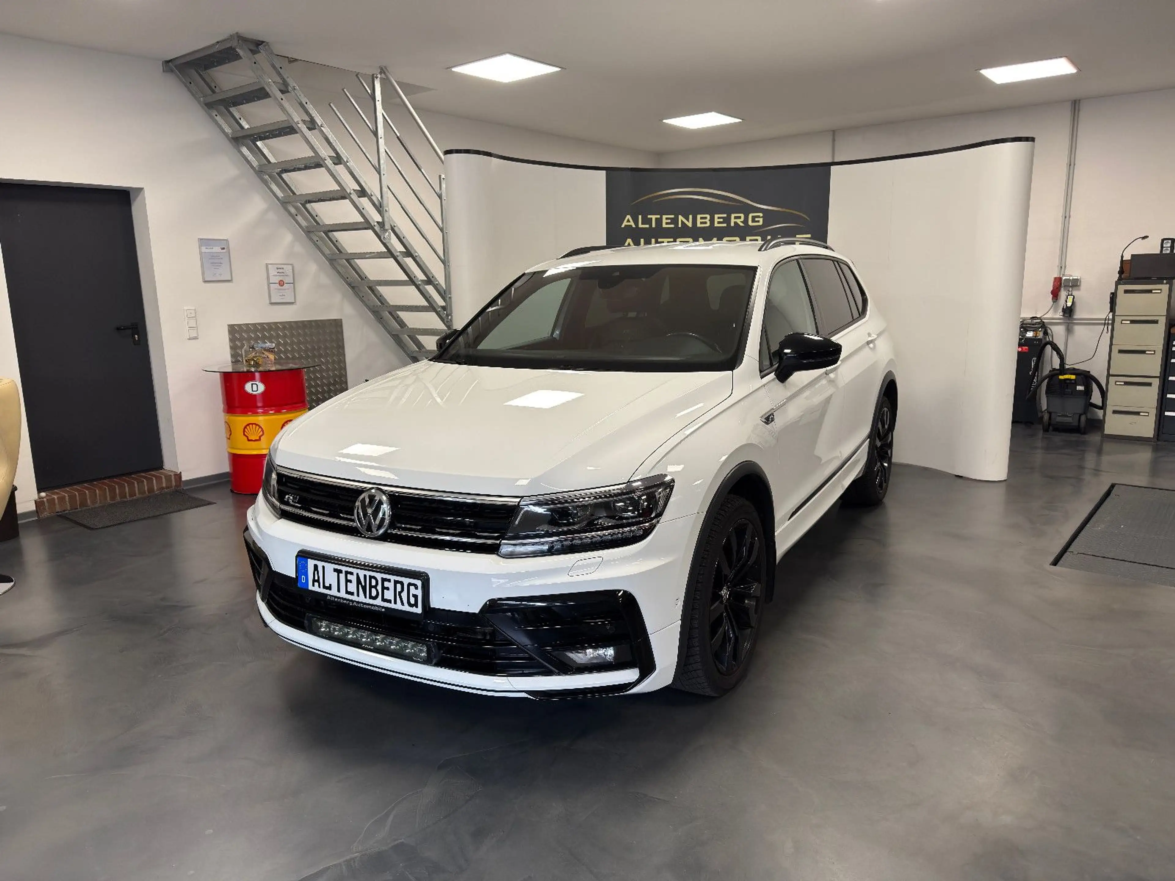 Volkswagen Tiguan Allspace 4Motion LED R-Line AHK ACC