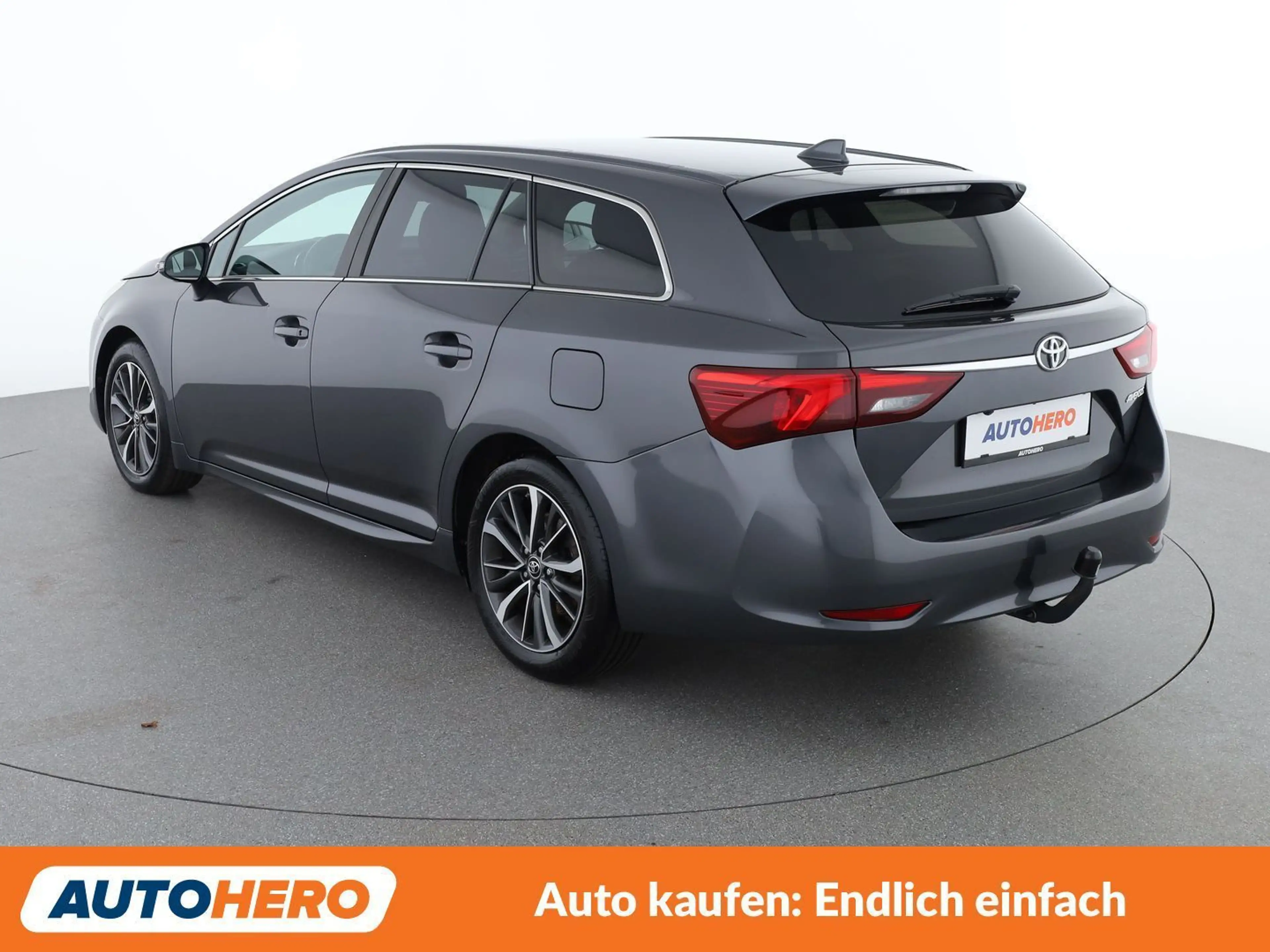 Toyota Avensis 1.6 D-4D Active Plus — photo 4