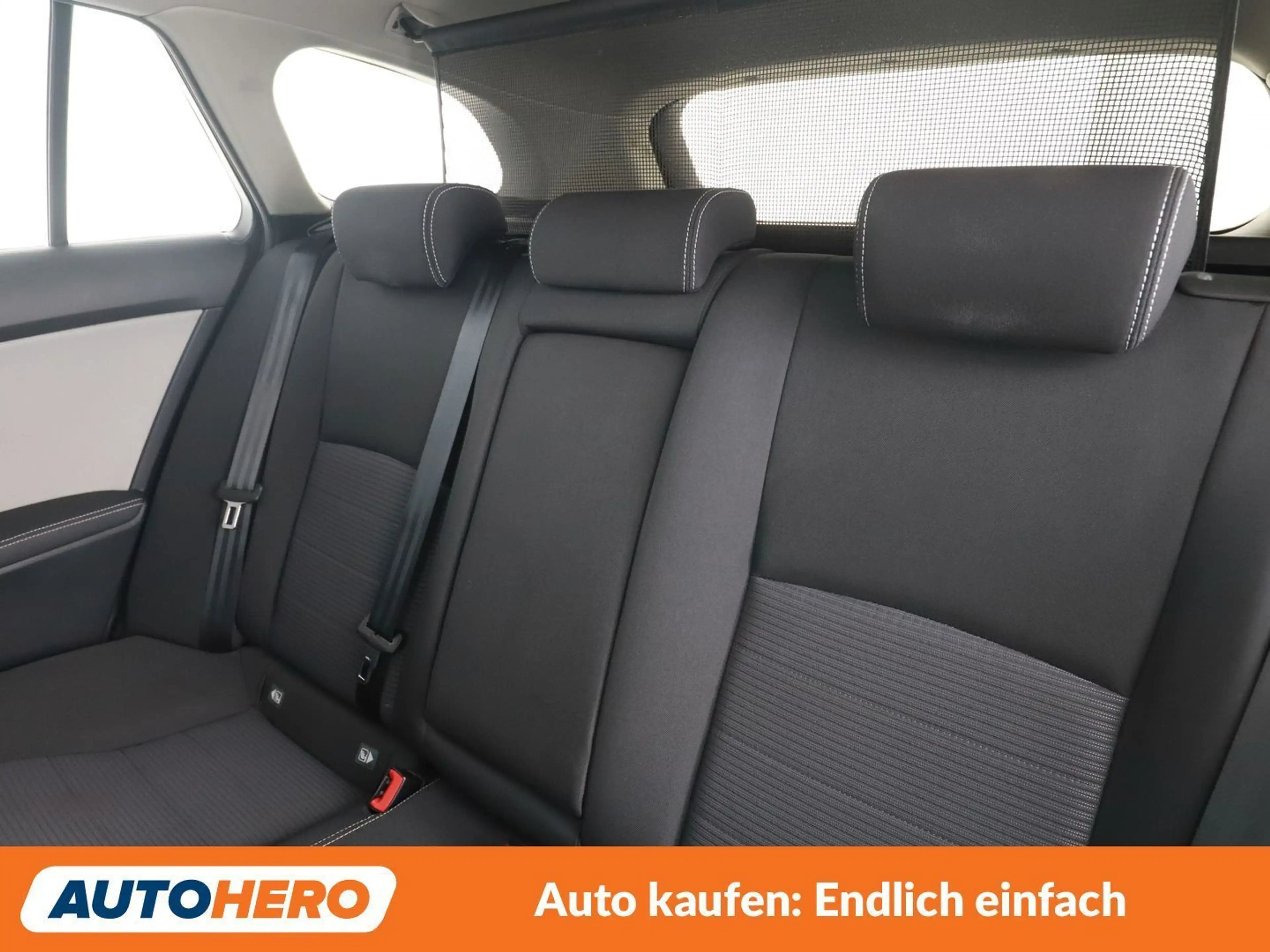 Toyota Avensis 1.6 D-4D Active Plus — photo 14