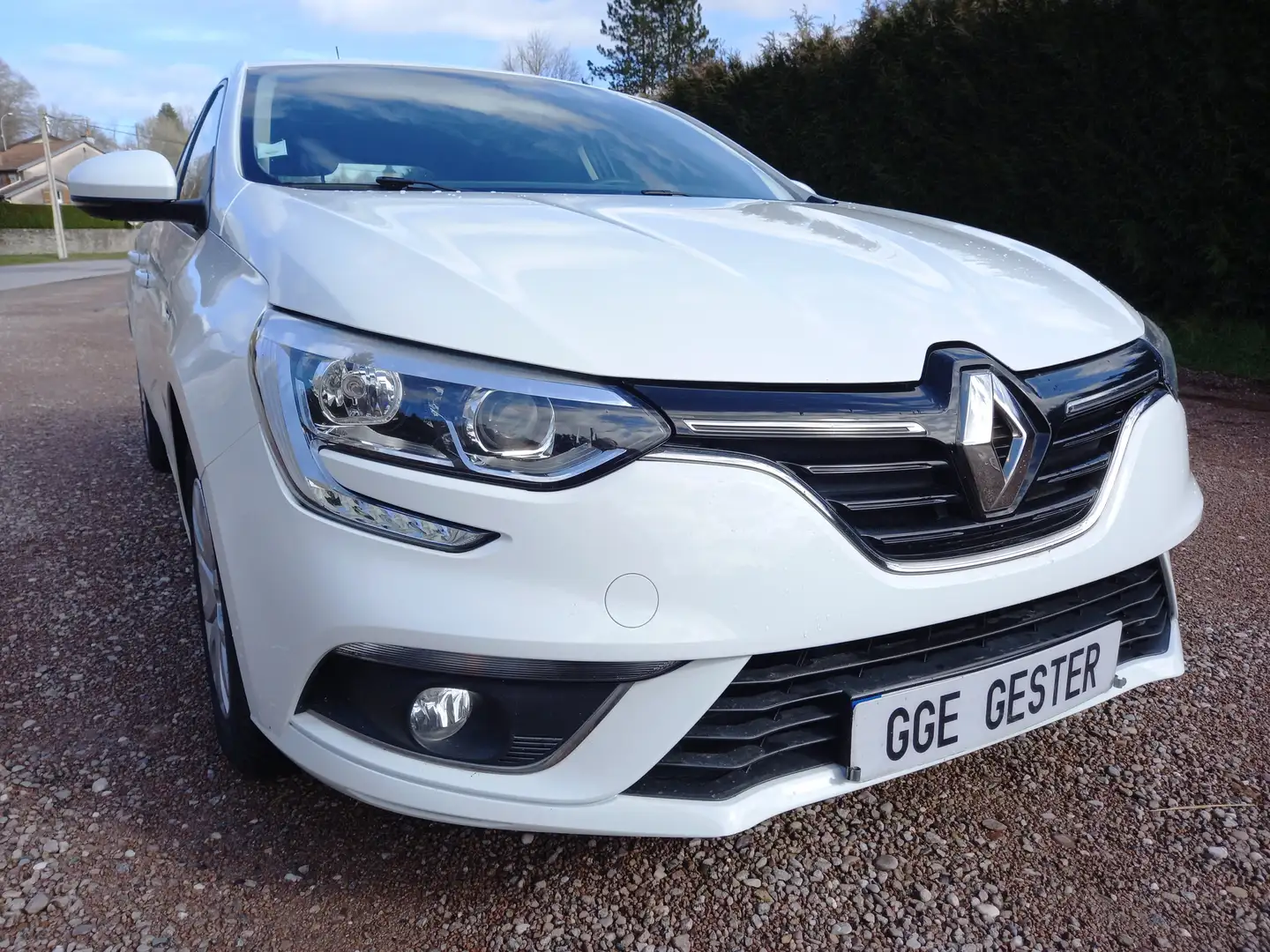 Renault Megane IV STE 1.5 DCI 115 AIR NAV GPS 2 PLACES 67376KMS Weiß - 2