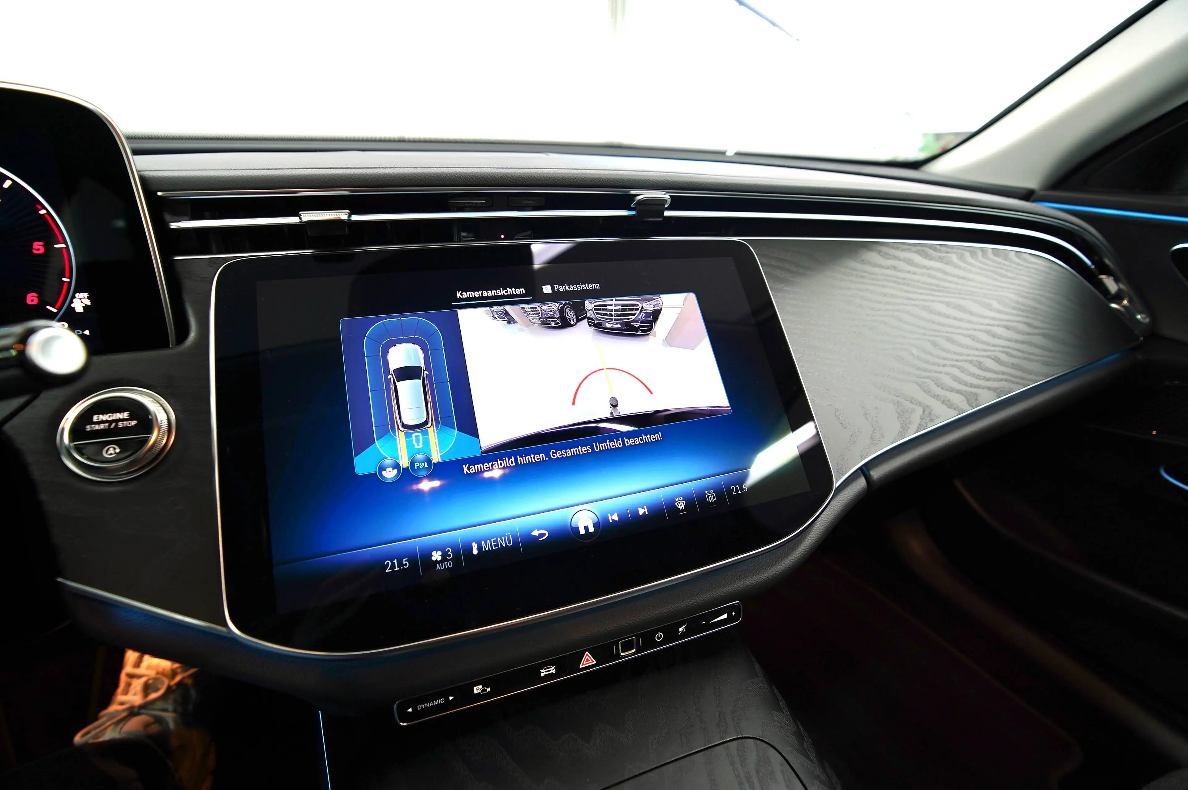 Mercedes-Benz E 220 E 220 d T ! 2026 ! AVANTGARDE / DISTRONIC / KEYLESS - GO / WINTER-PAKET +++ — photo 8