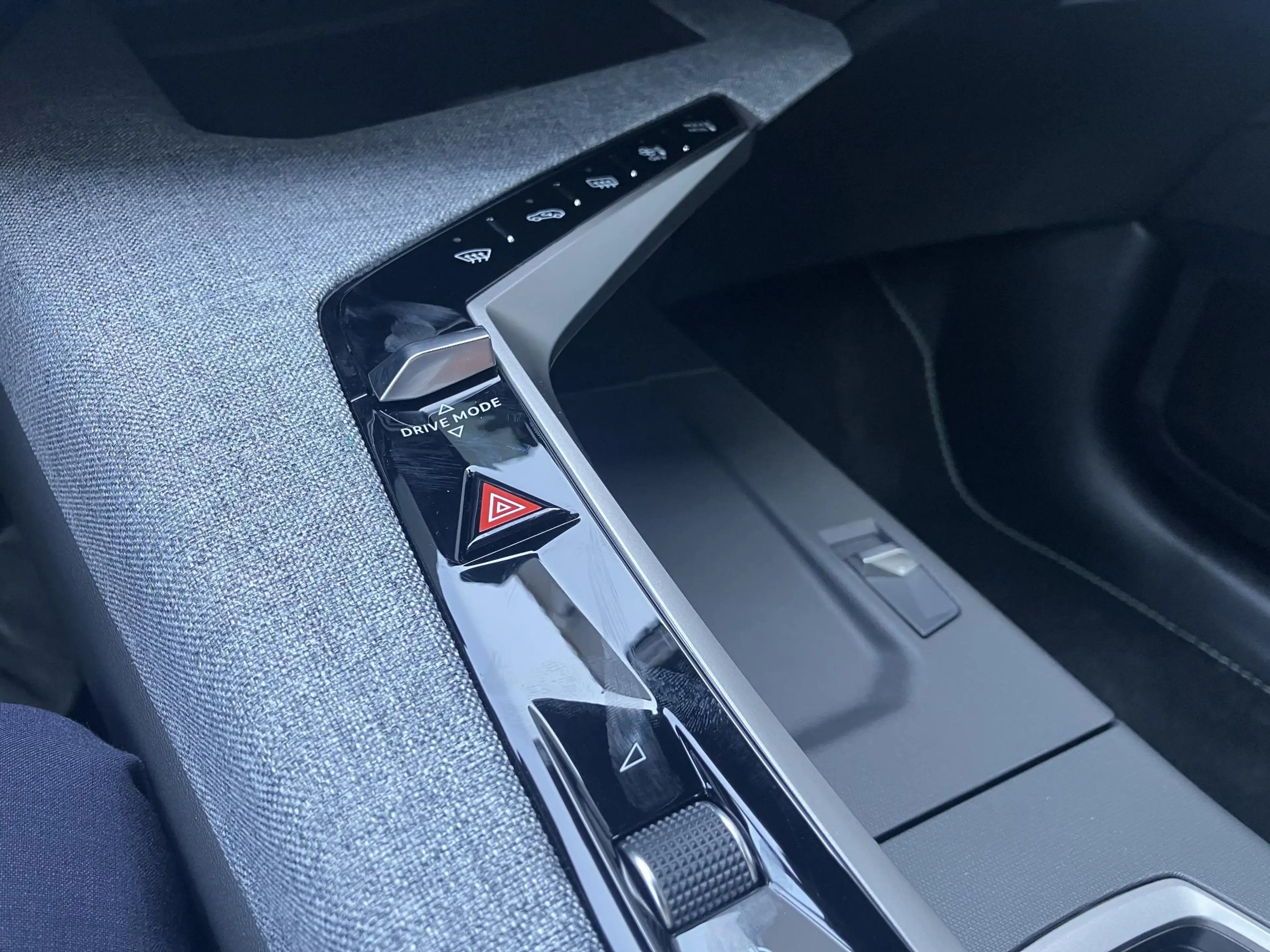 Peugeot 3008 e-3008 GT Long Range 230 97 kWh VOORRAAD KORTING — photo 11