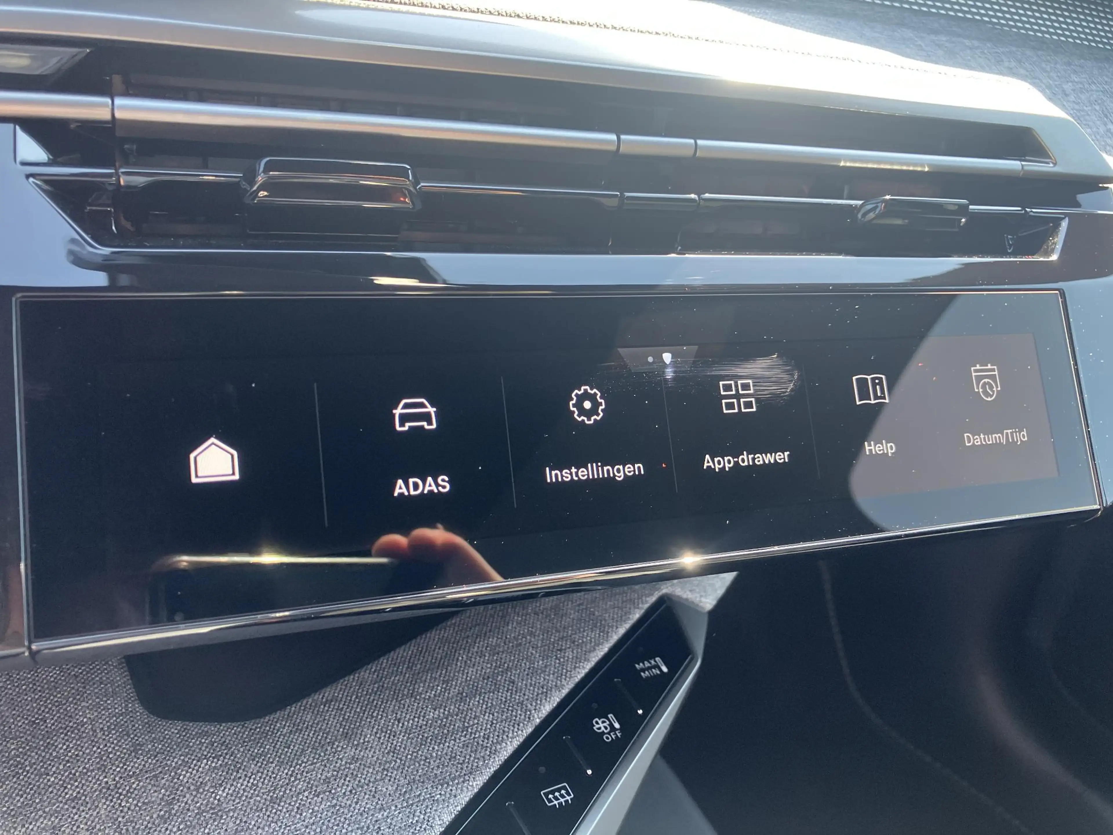 Peugeot 3008 e-3008 GT Long Range 230 97 kWh VOORRAAD KORTING — photo 9