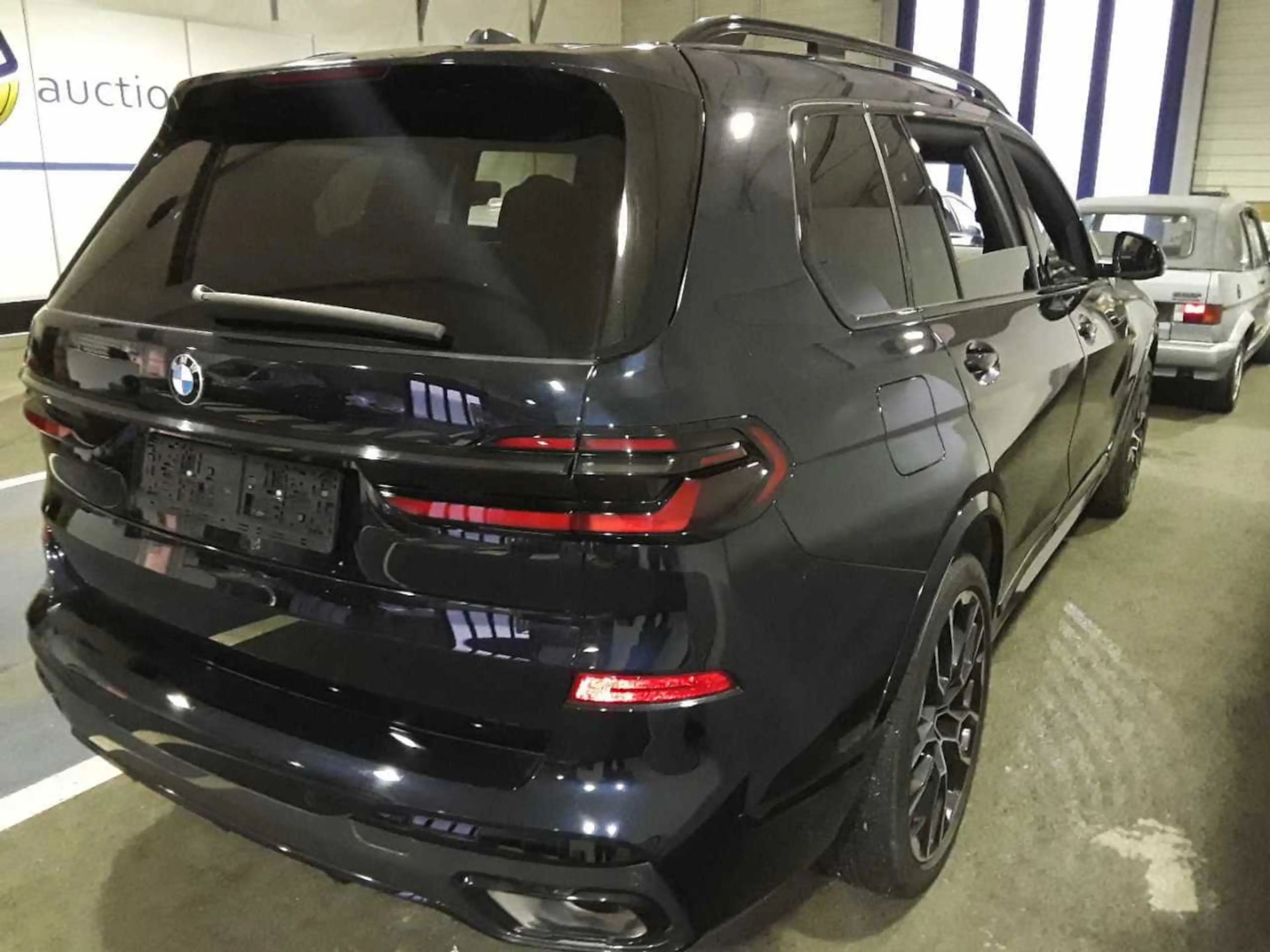 BMW X7 xDrive 40 d M Sport Pro Iconic — photo 3