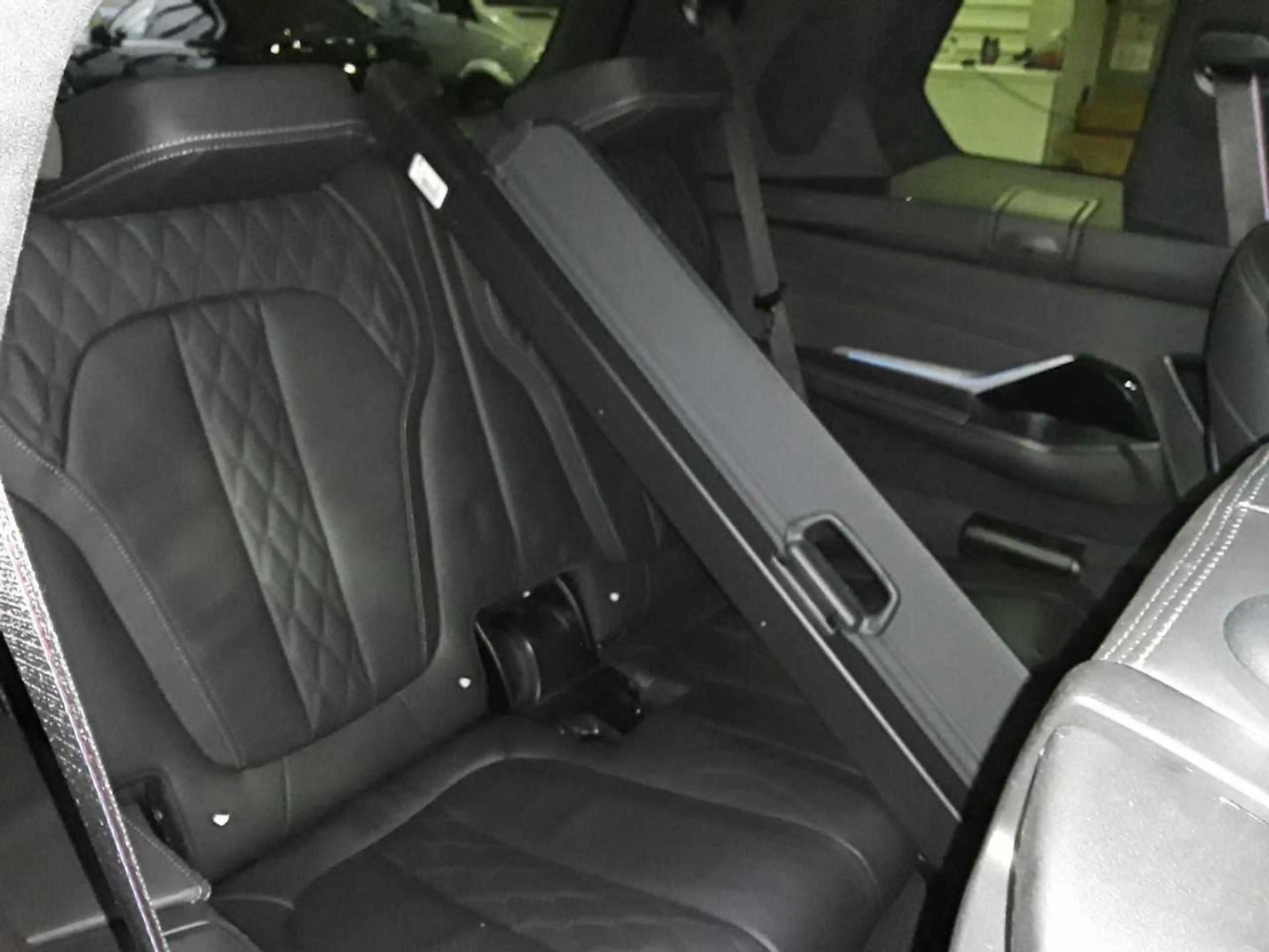 BMW X7 xDrive 40 d M Sport Pro Iconic — photo 13