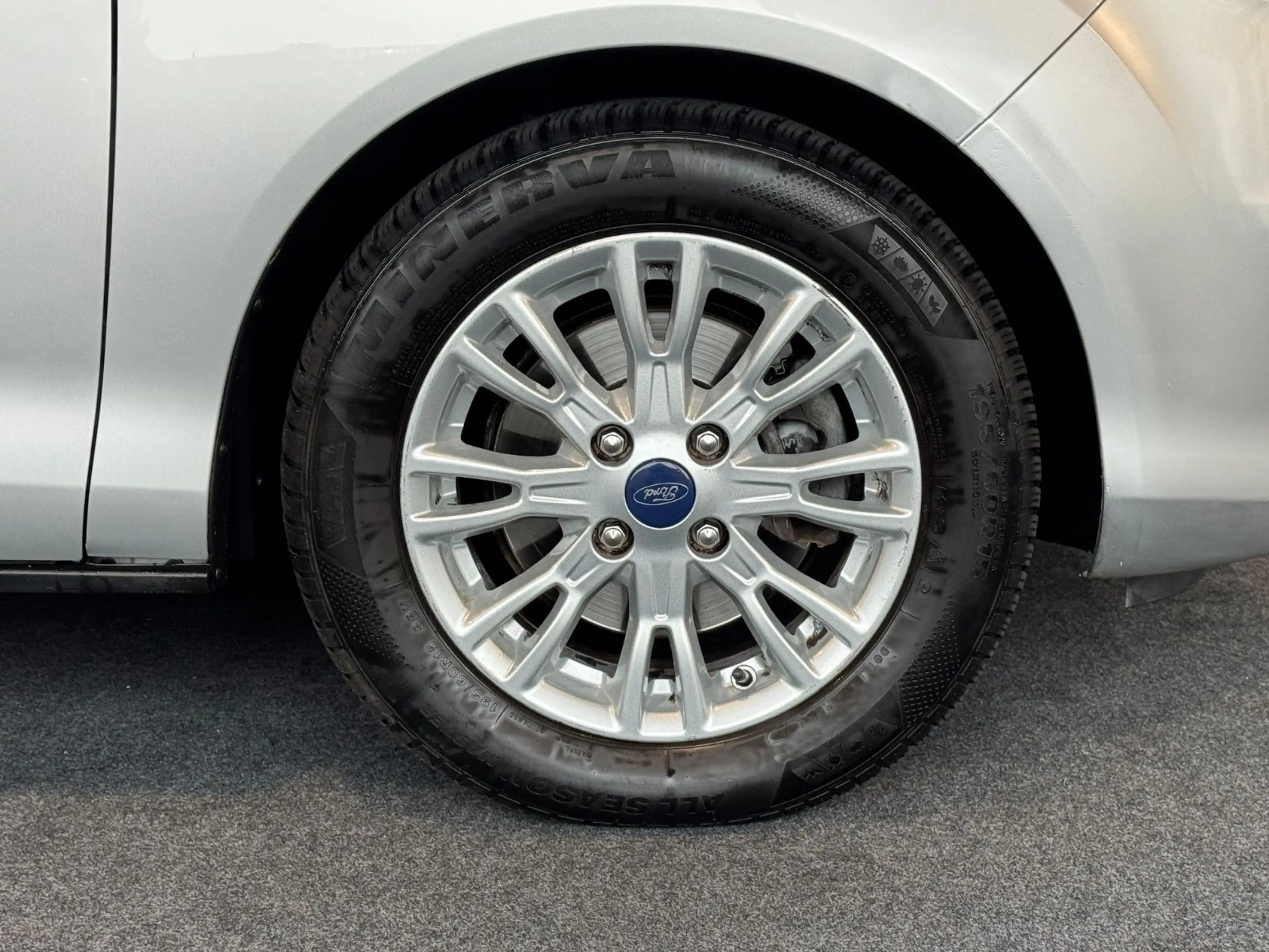 Ford B-Max B-MAX Titanium*AUTOMATIK*SHZ*TEMPO* — photo 11