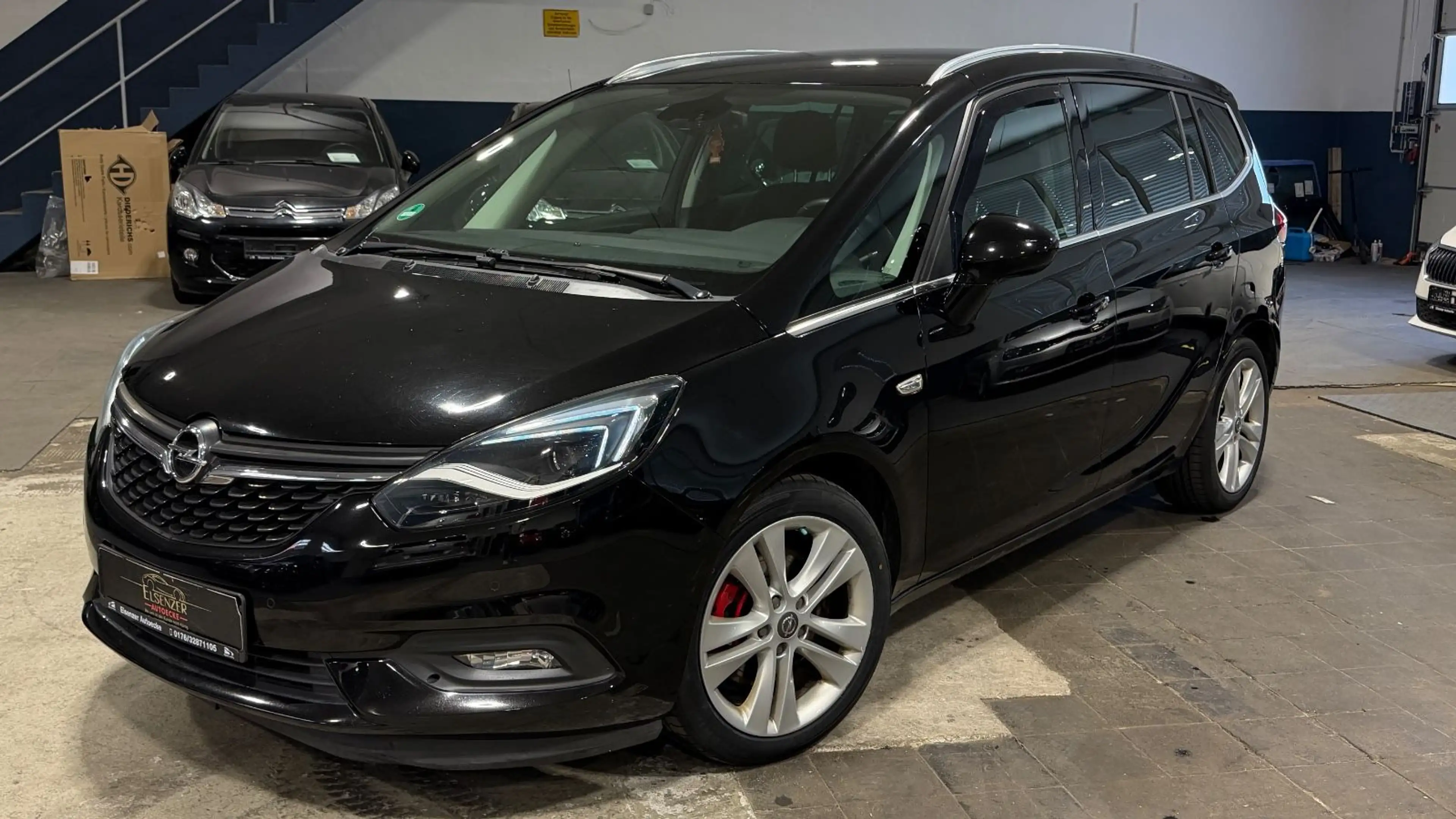 Opel Zafira Tourer 7Sitze R-Cam LHZ LED Edition — photo 2