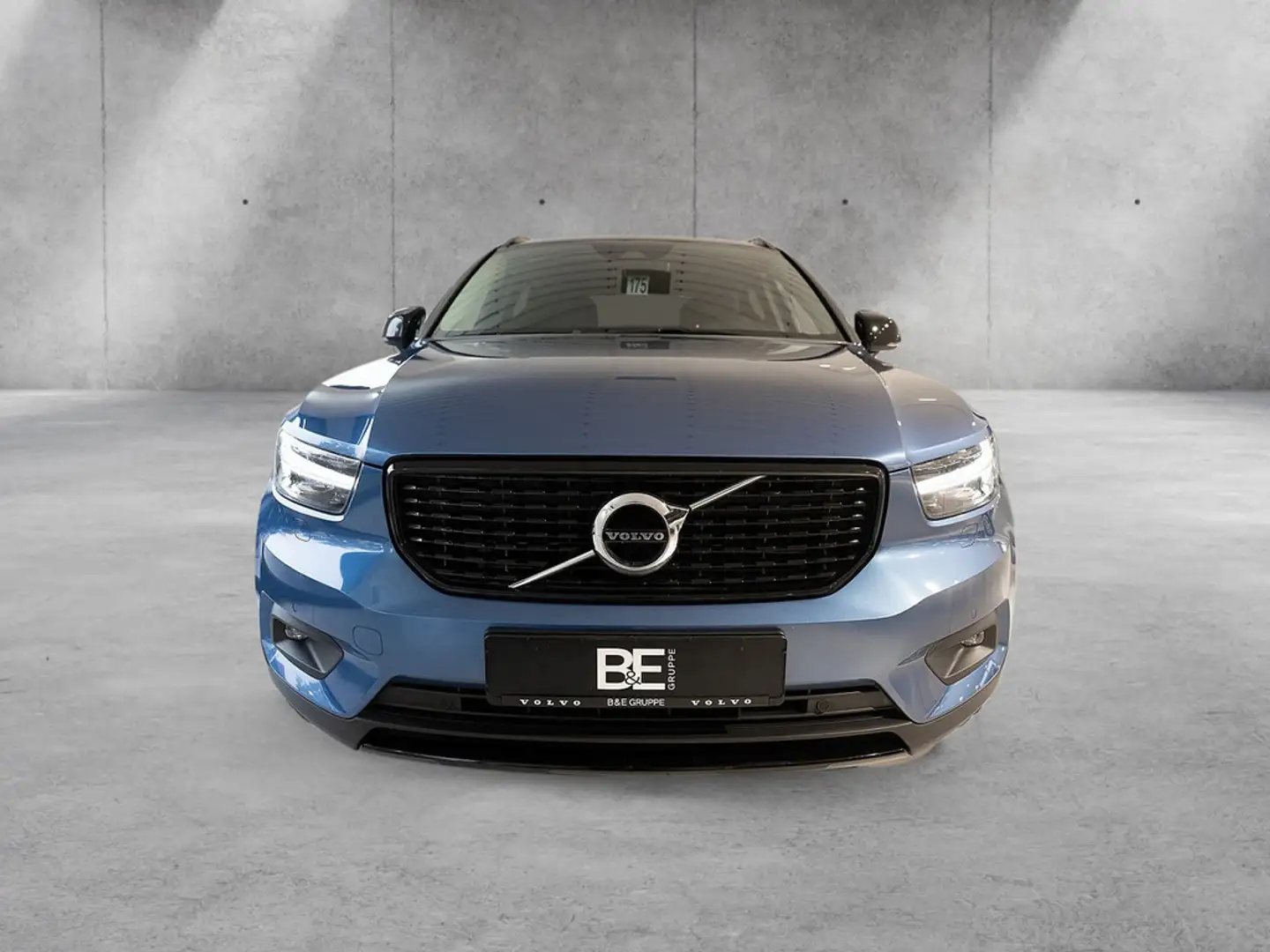 Volvo XC40 T5 Twin Engine R-Design Expression Albastru - 2